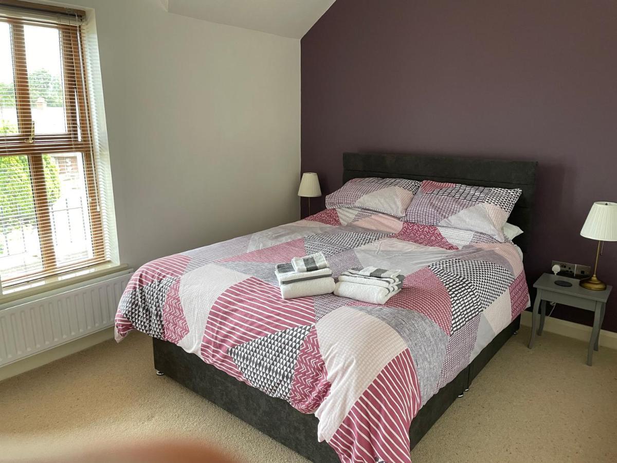 Appartamento Orchard Oasis, Luxury Penthouse Getaway Coleraine Esterno foto